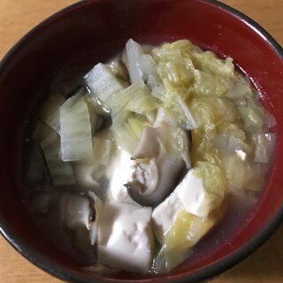 白菜と豆腐の中華スープ